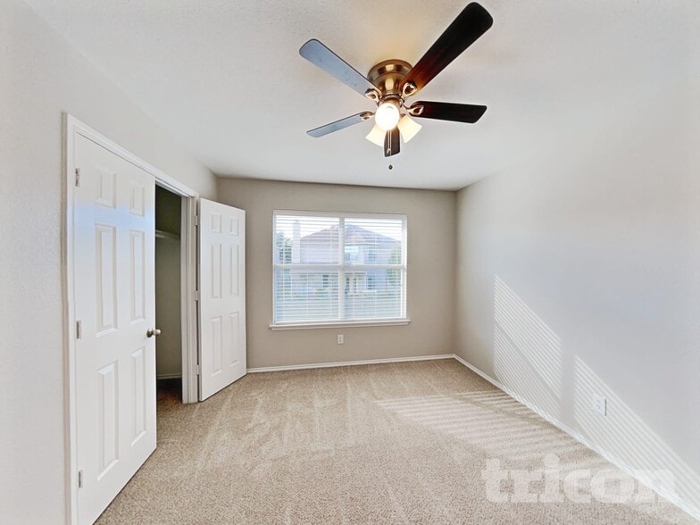 Building Photo - 156 Jefferson Dr