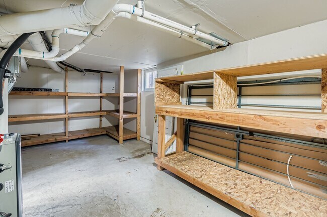 Basement - 4904 NE 16th Ave