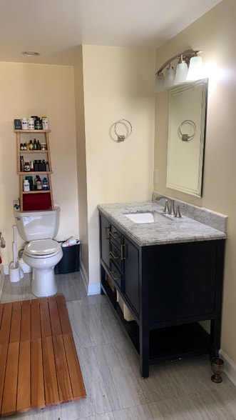 Building Photo - 41411 Hagley Pl