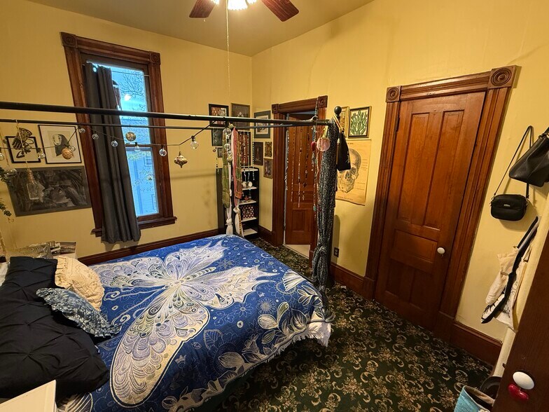 Building Photo - 500 Stuart Ave