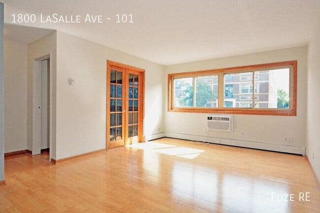 Building Photo - 1800 La Salle Ave