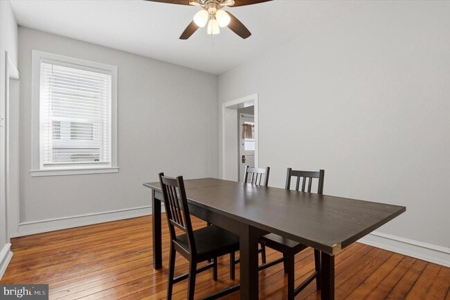 Building Photo - 343 Spring Mill Ave