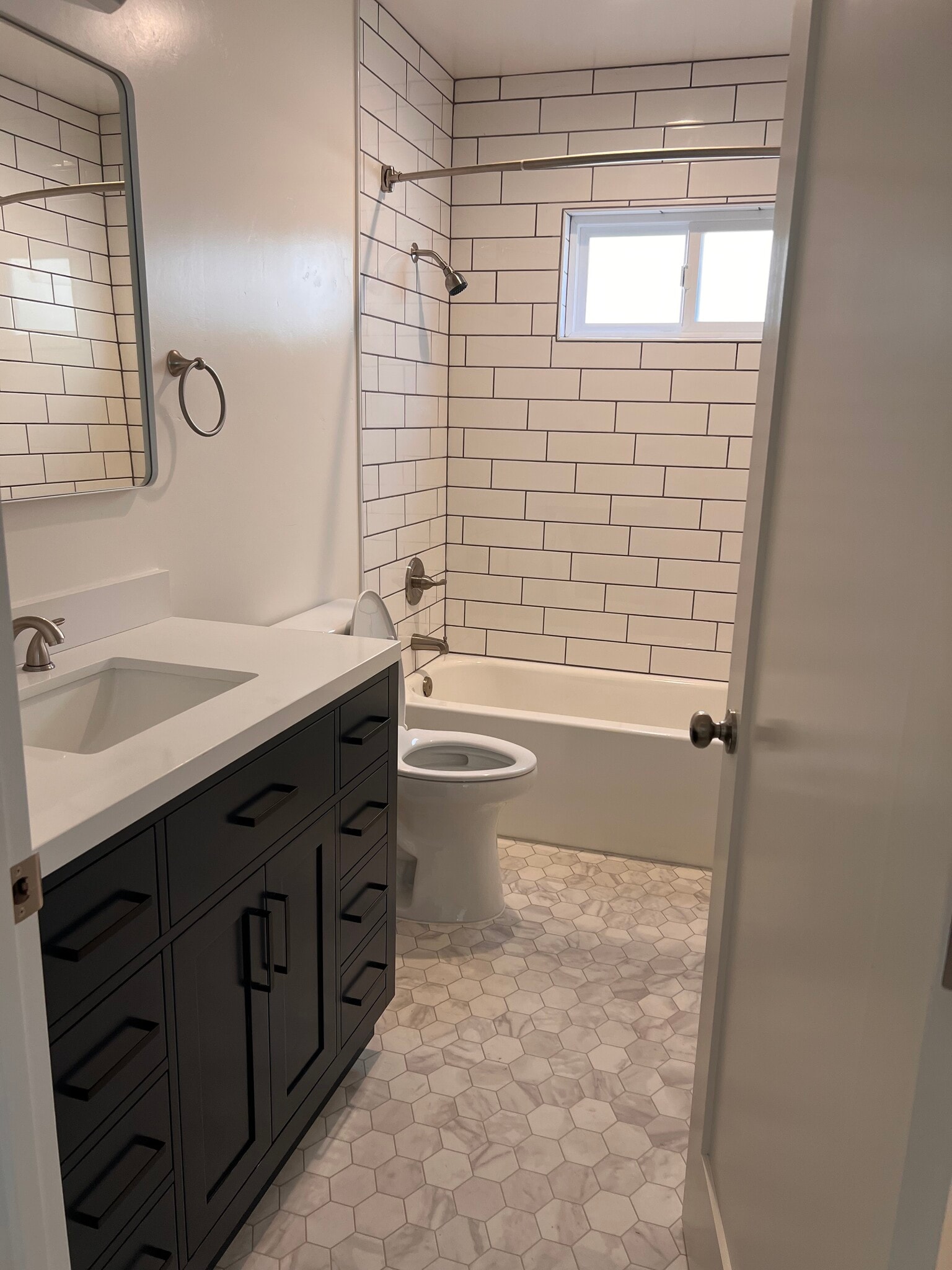 Building Photo - 1219 Laurel St