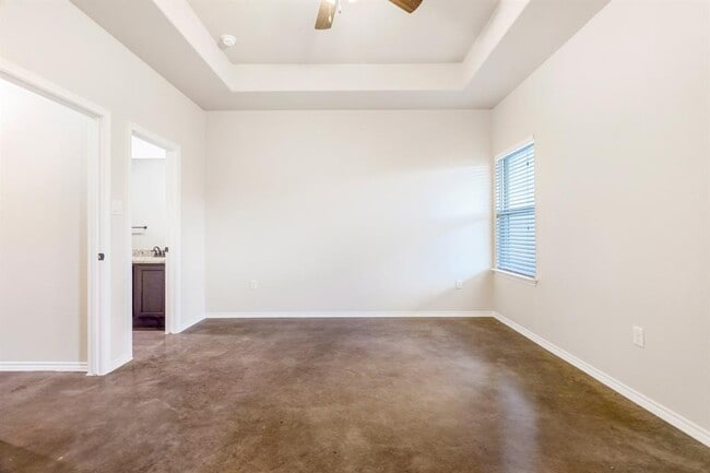 Building Photo - 118 Samuel Dr