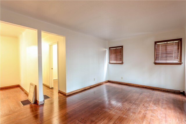 Building Photo - 1019 Mira Mar Ave