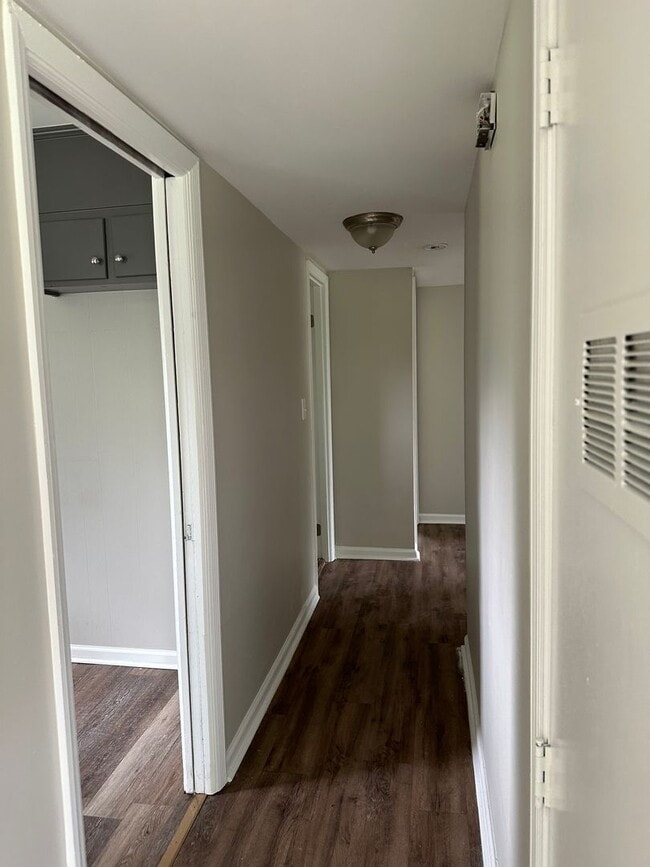 Building Photo - Brighton