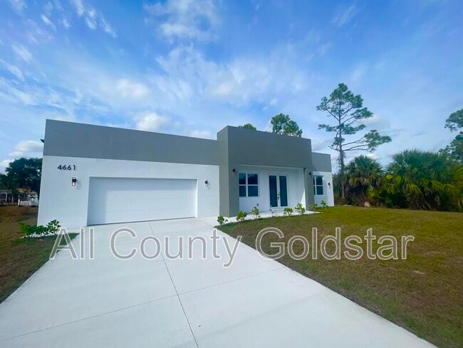 Building Photo - 4661 Fairlane Dr