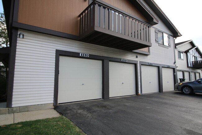 Building Photo - 1520 Sutter Dr