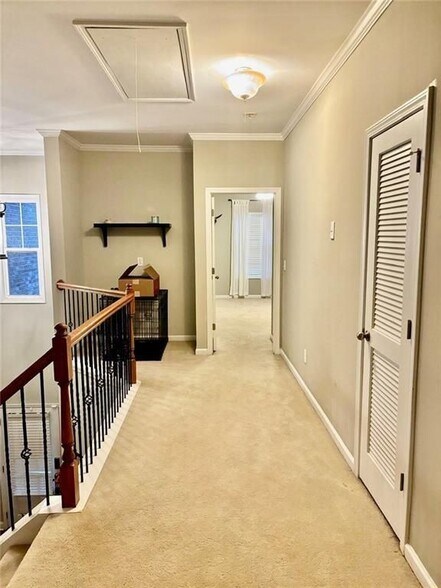 Building Photo - 300 Snowgoose Ct