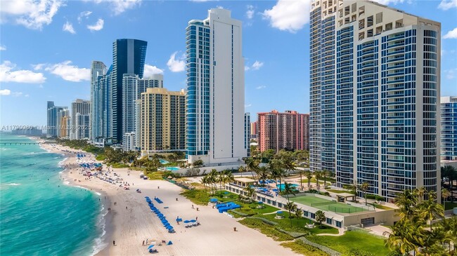 Building Photo - 17555 Collins Ave