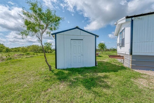 Building Photo - 8240 Bullard Rd