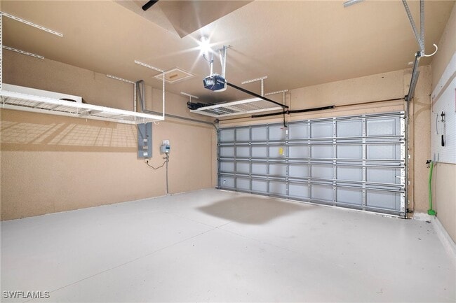 Building Photo - 12129 Country Day Cir