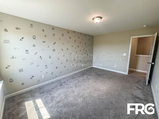 Building Photo - 208 Coffman Dr