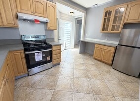 Kitchen - 2206 23rd Ave