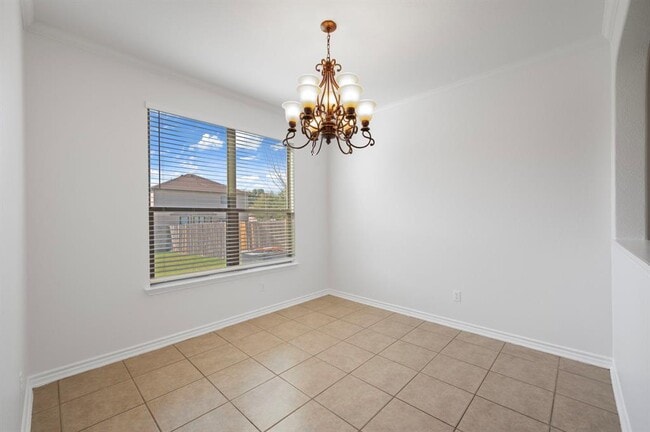 Building Photo - 1635 Bayland St