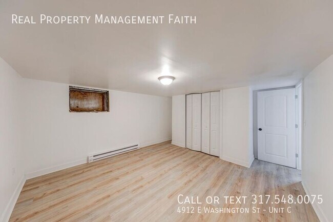 Building Photo - 4912 E Washington St