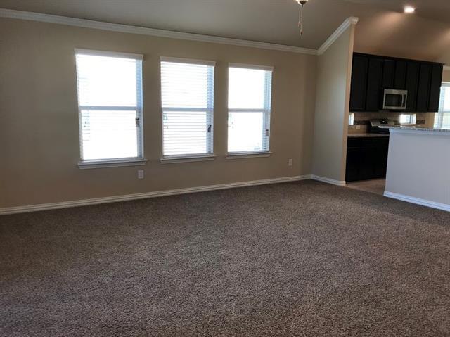 Building Photo - 2105 Washington Park Way