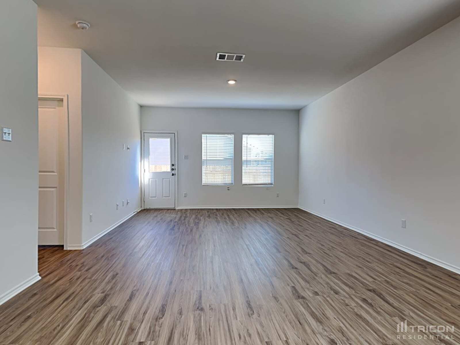 Building Photo - 108 Mica Trl