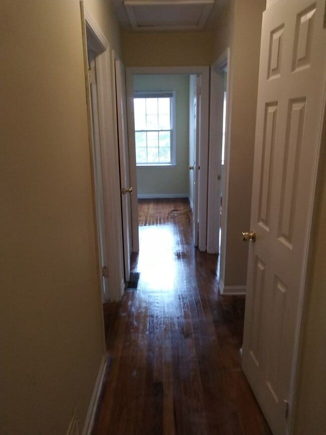 Building Photo - 108 Mount Zion Rd