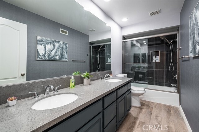 Building Photo - 17579 Marengo Dr