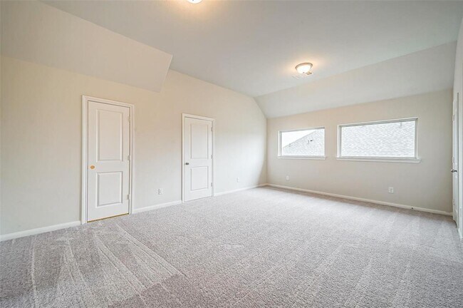 Building Photo - 2710 Bayrose Dr