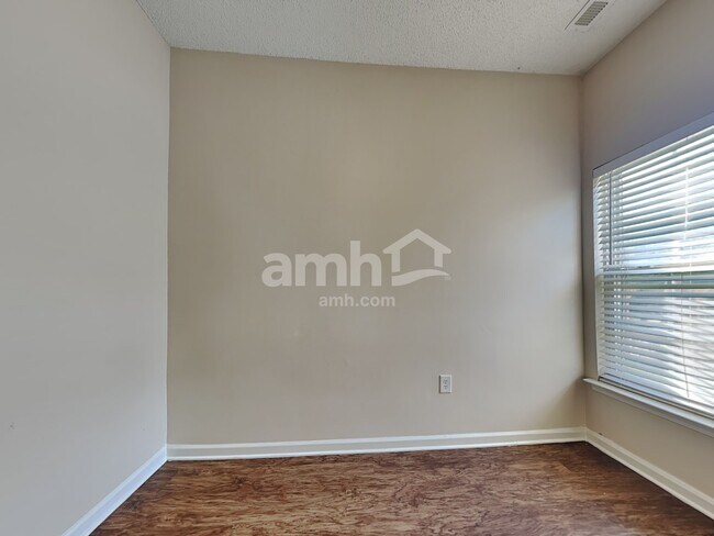 Building Photo - 6829 Ayrshire Glen Pl