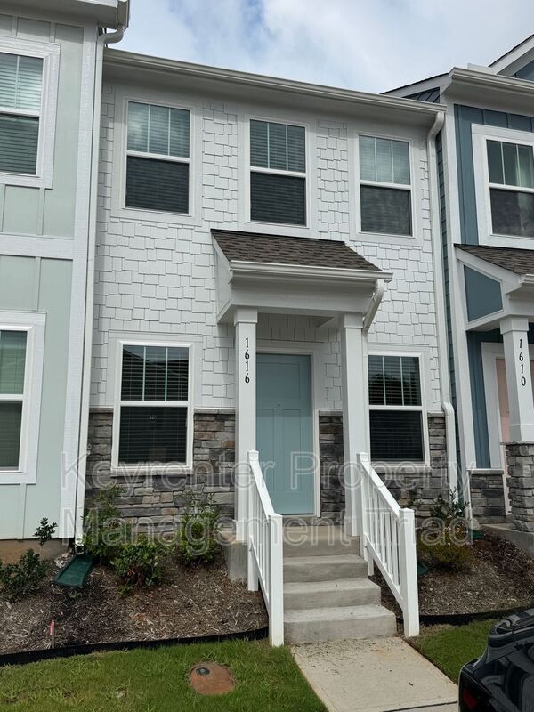 Primary Photo - 1616 Granby Hts Dr