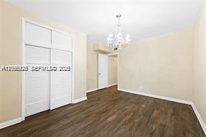 Building Photo - 1315 N 19th Ave