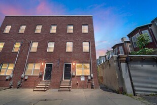 Building Photo - 515 N Budd St