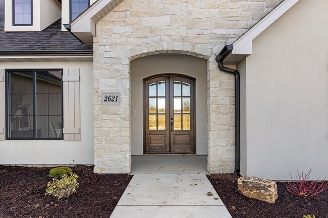 Building Photo - 2621 Easley Cabin Cir