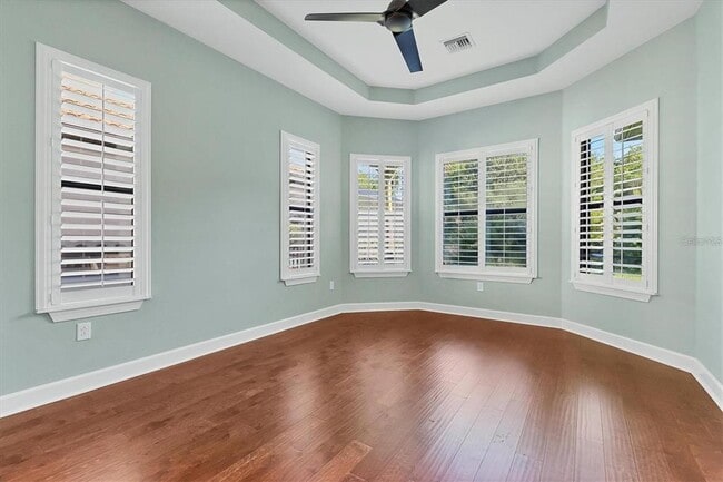 Building Photo - 5580 Semolino St