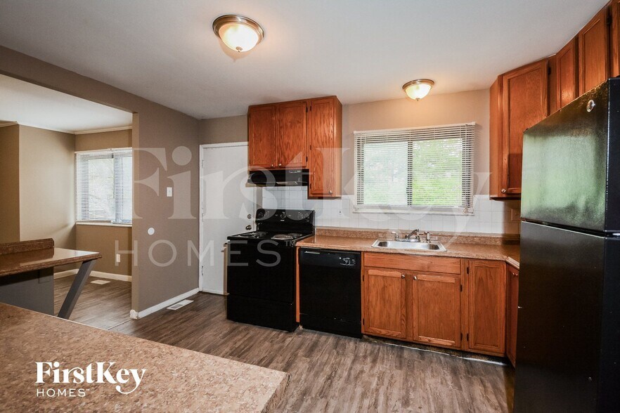 Building Photo - 5707 Hidden Cove Ln