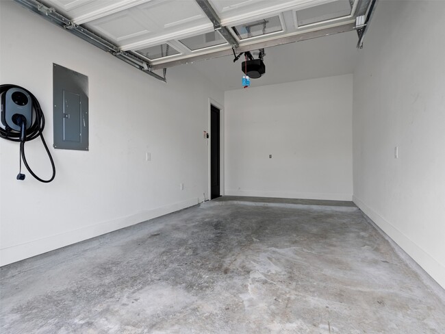 Building Photo - 4226 Sterling St