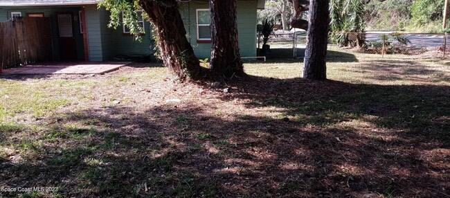 Building Photo - 248 Le Jeune Dr