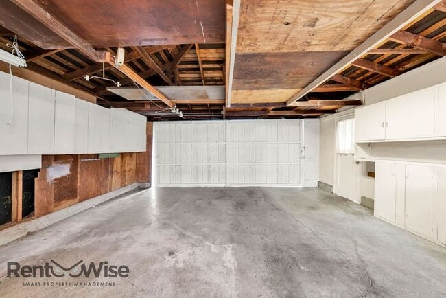 Building Photo - 2080 Helena Way