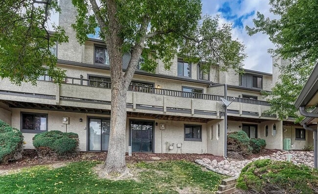 Building Photo - 4552 Castlepoint Dr