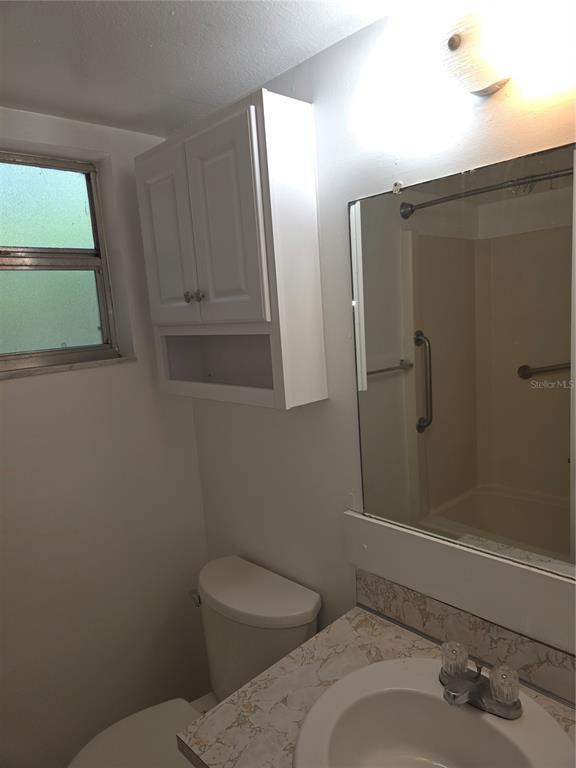 Building Photo - 2525 W Bay Dr