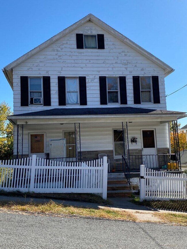 Building Photo - 342-344 N Fillmore Ave