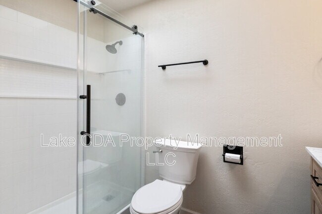Building Photo - 13079 N Westwood Dr