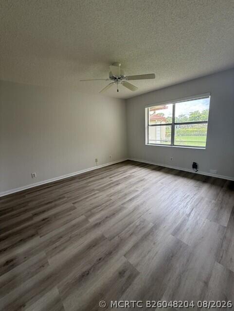Building Photo - 3031 Holiday Springs Blvd