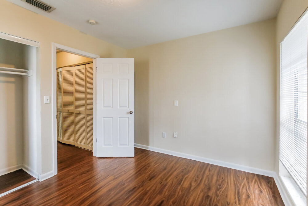 Building Photo - 11010 SW 123rd Ave