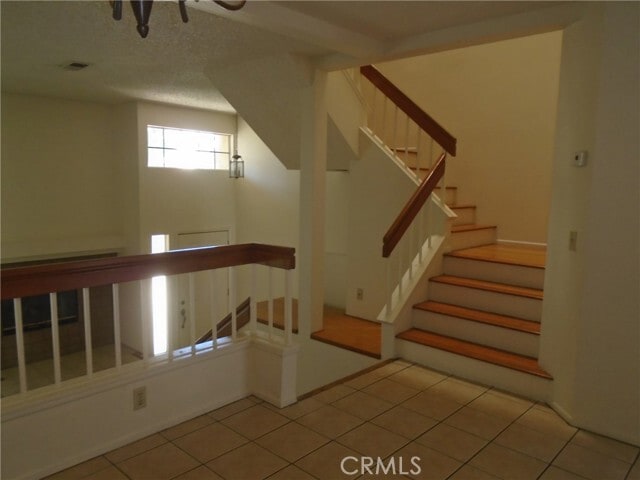 Building Photo - 19 Goldstar Pl