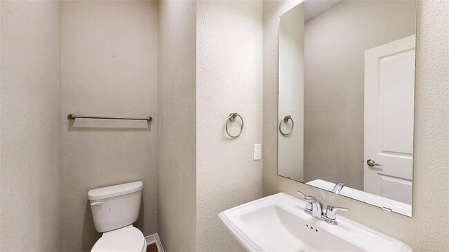 Building Photo - 2003 Harvey Mitchell Pkwy S