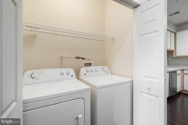 Building Photo - 101 Watkins Pond Blvd