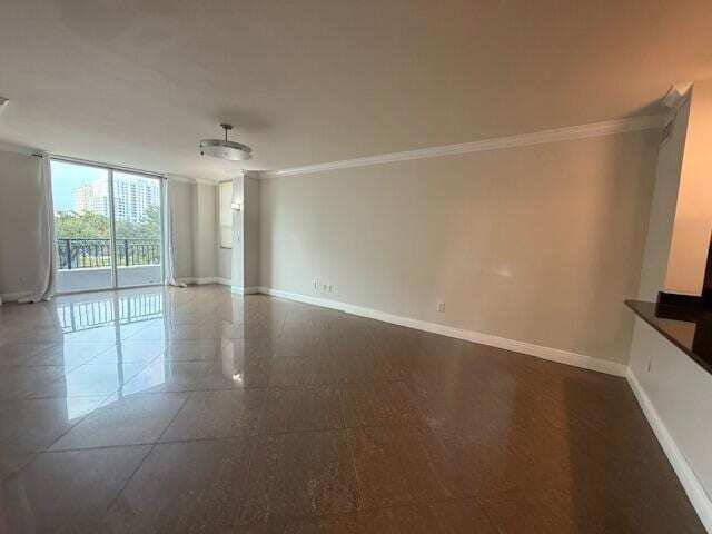 Building Photo - 600 S Dixie Hwy