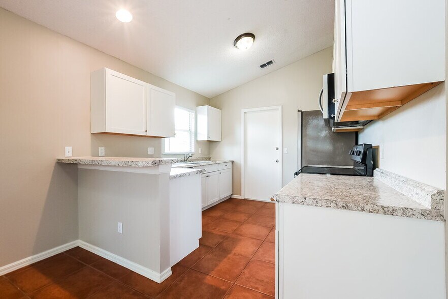 Building Photo - 1199 Twin Rivers Blvd