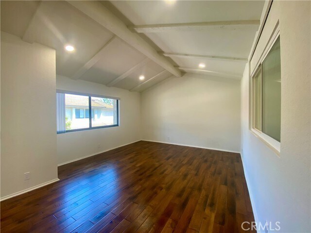 Building Photo - 809 Creekside Dr
