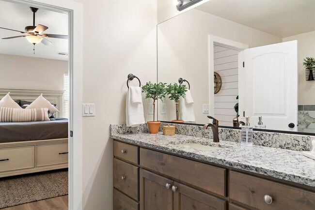 Building Photo - 3273 2530 S