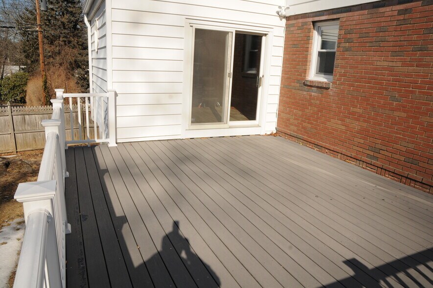 Deck - 115 Beauvue Ter