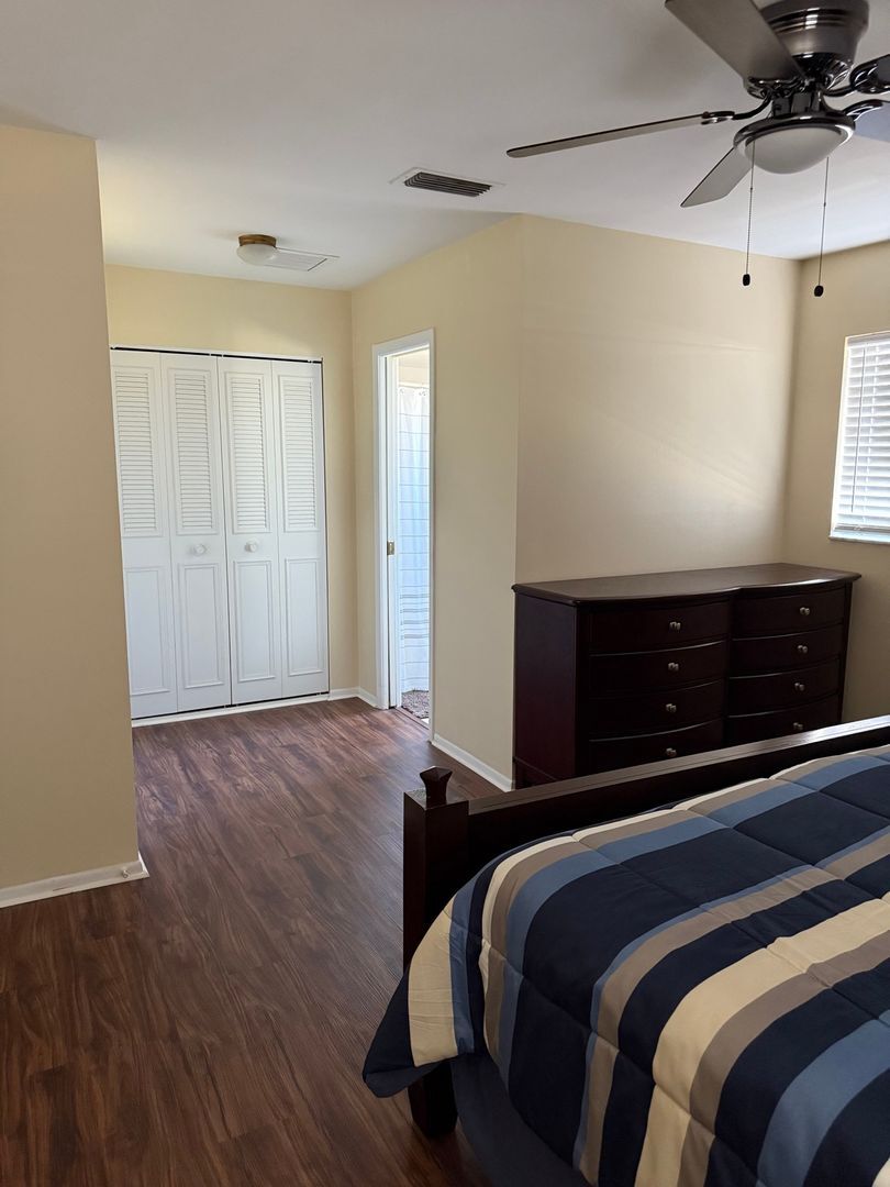 Building Photo - 8513 Dominican Ct